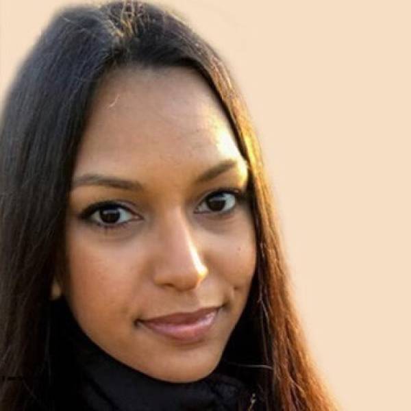 savita-singh-Dentist Mississauga ON