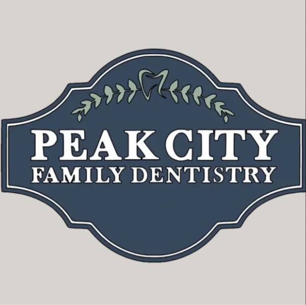Peak City Family Logo